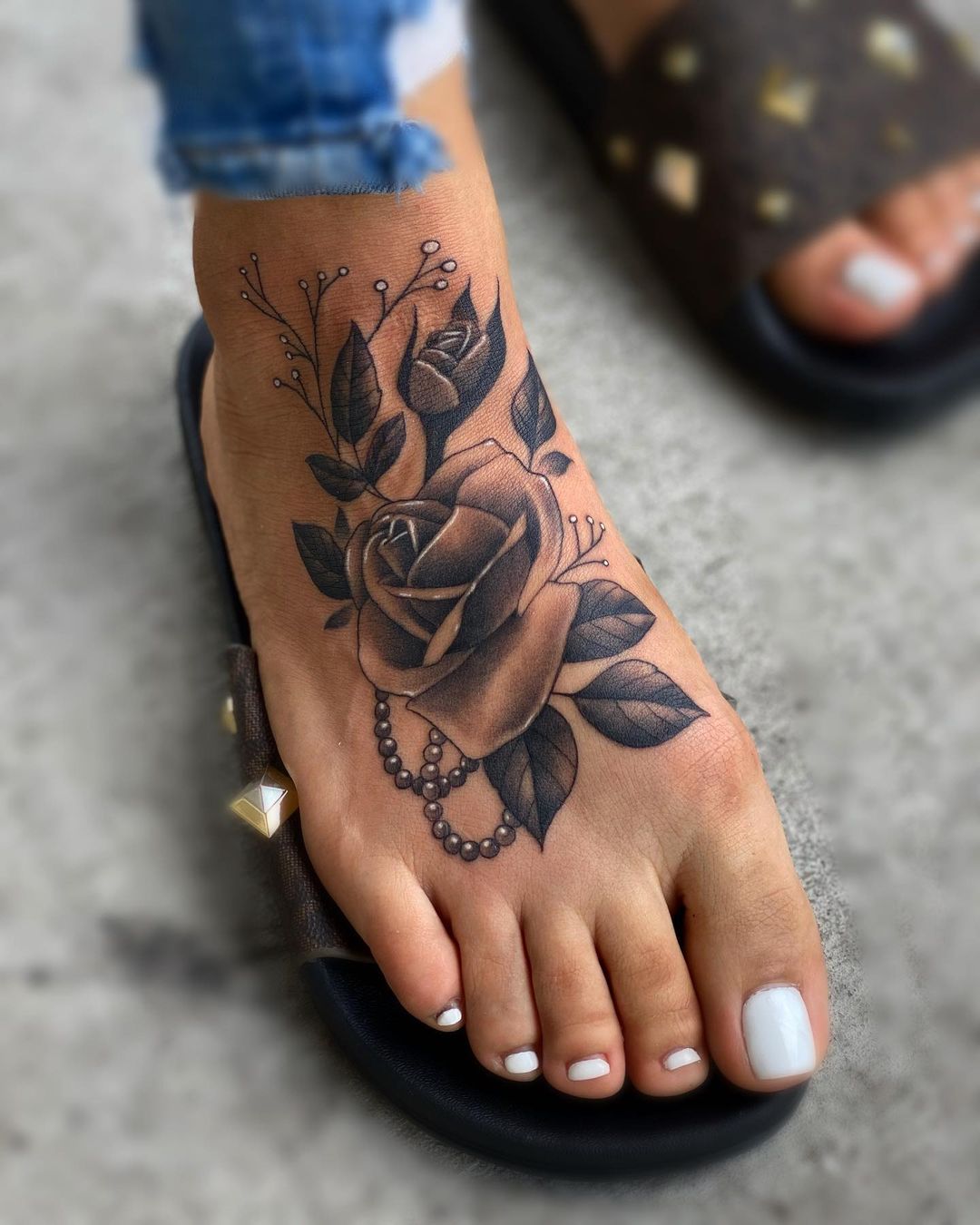 150 Distinctive And Trendy Foot Tattoo Designs To Flaunt Your Look - Psycho Tats